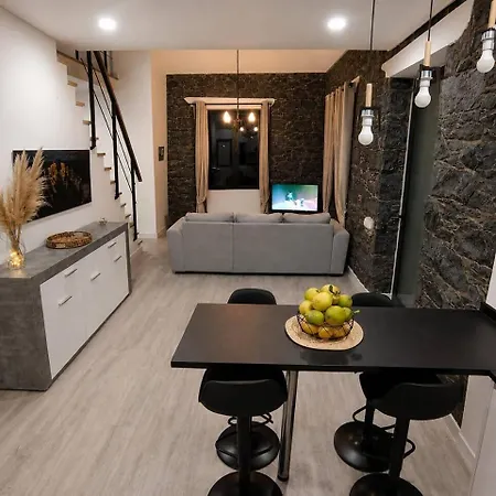 Casa Do Lago, 10 Min From Airport & Sea